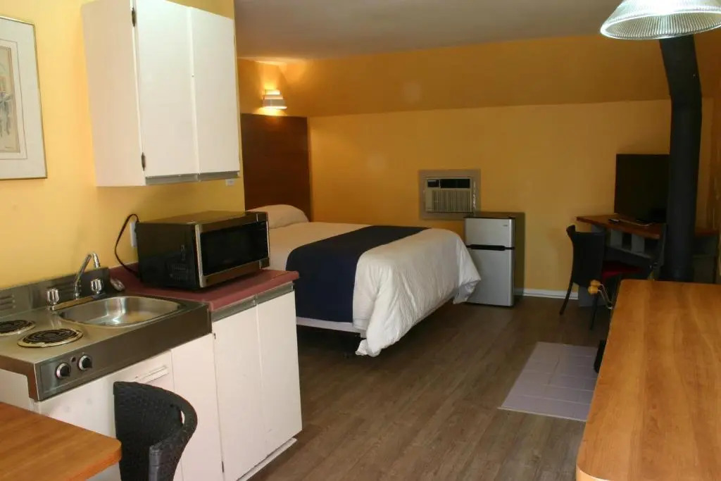 Motel des Pentes et Suites