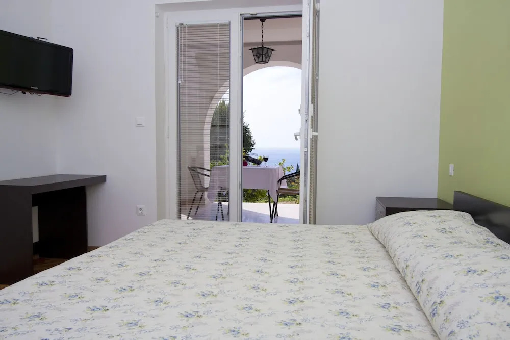 Guest house Burin