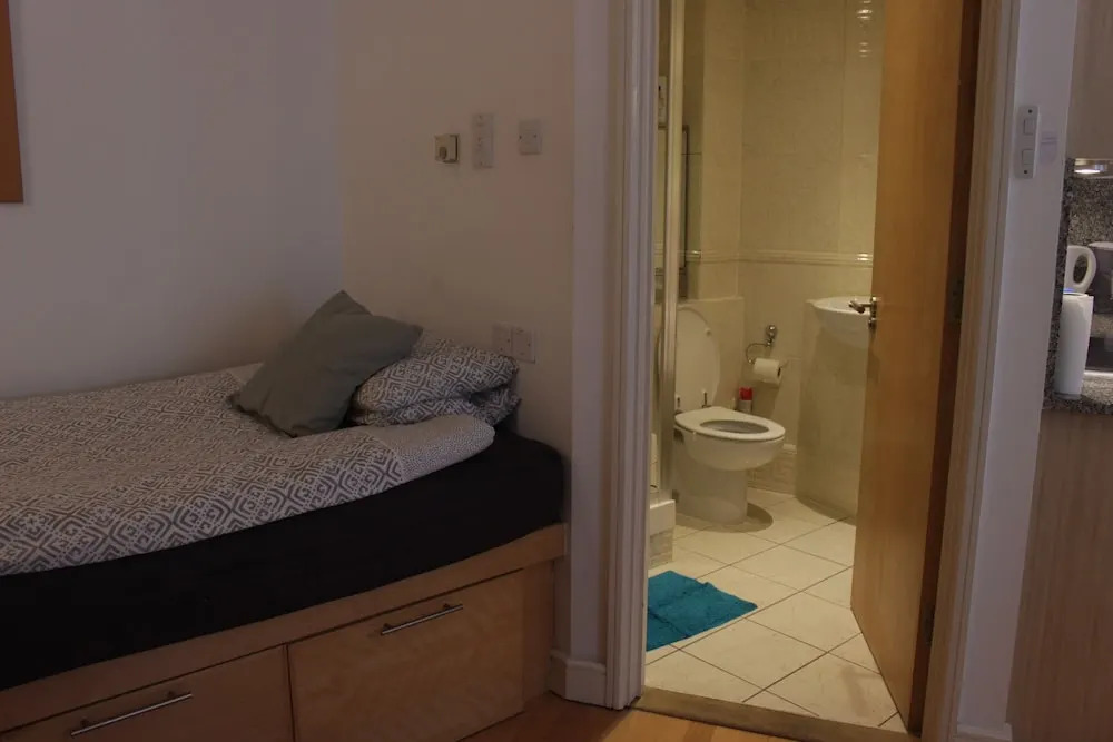 Tower Hill Studio Appartment