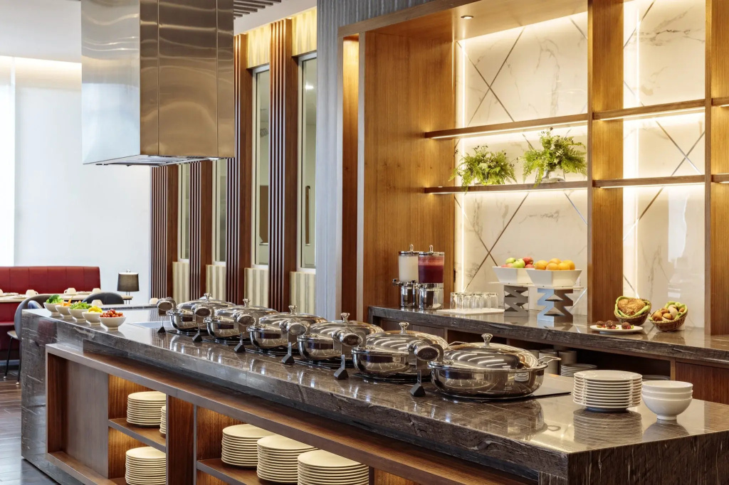 Holiday Inn - Quito Airport by IHG