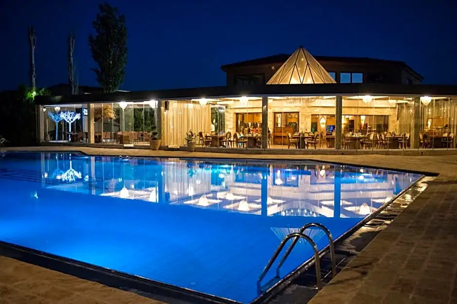 Corali Resort