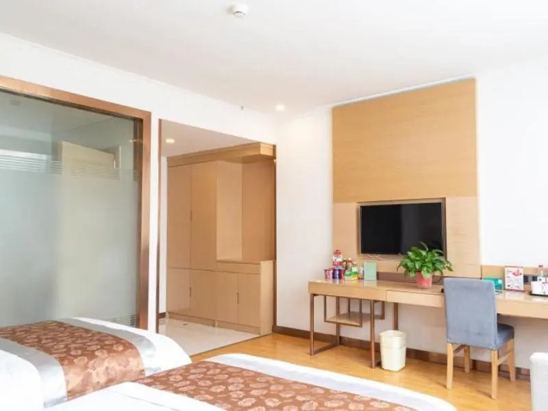 GreenTree Inn Gannan Hezuo Pedestrian Street Express Hotel