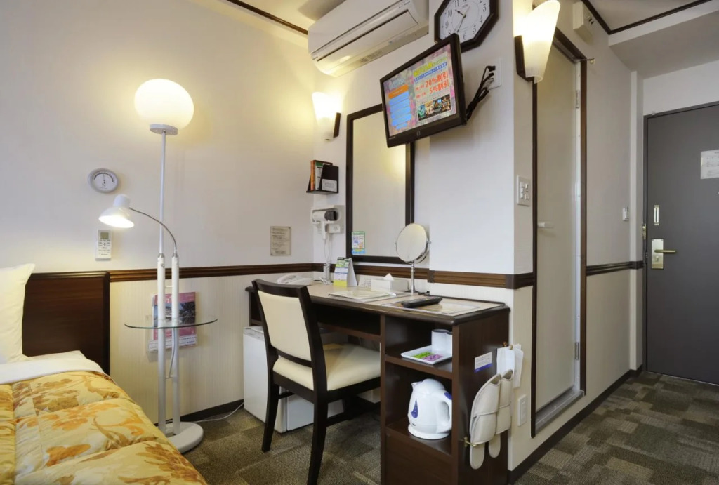 Toyoko Inn Kintetsu Yokkaichi eki Kita guchi