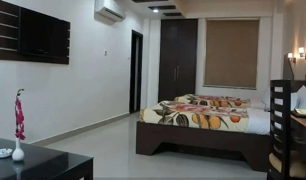 Orchid Hotel