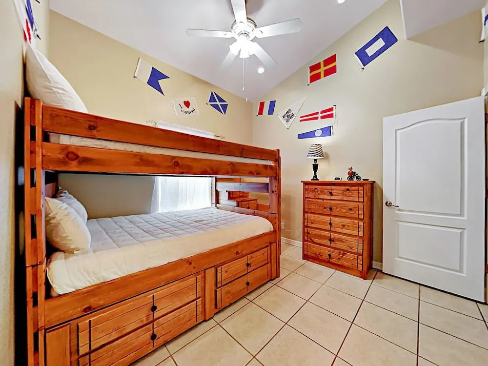 110 E Aries Dr Duplex Unit A