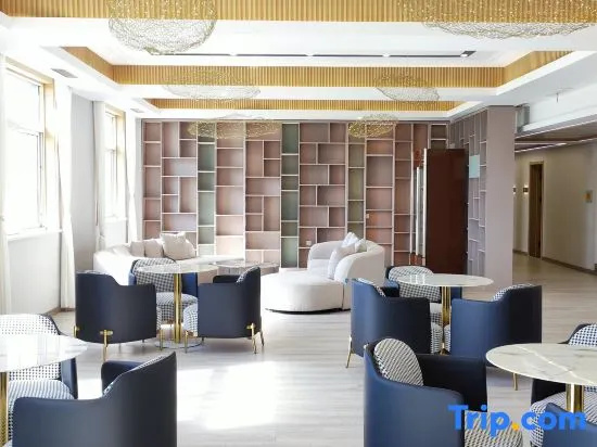 Yililan Hotel (Baiyangdian Never-Sleeping City Branch)