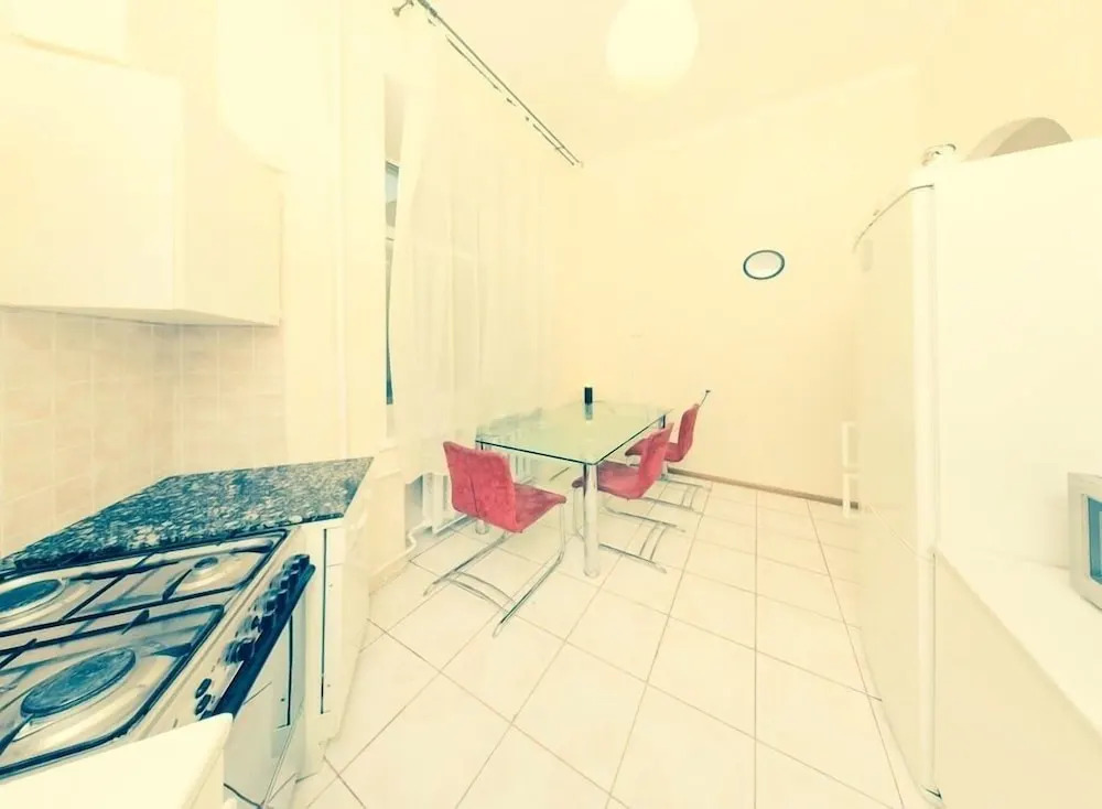Отель Hotrent Baseina Street Area