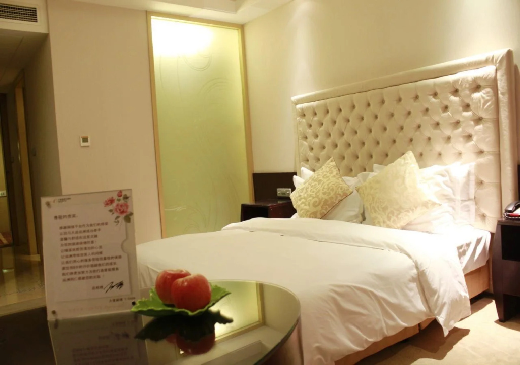 S&N Dalian Hotel