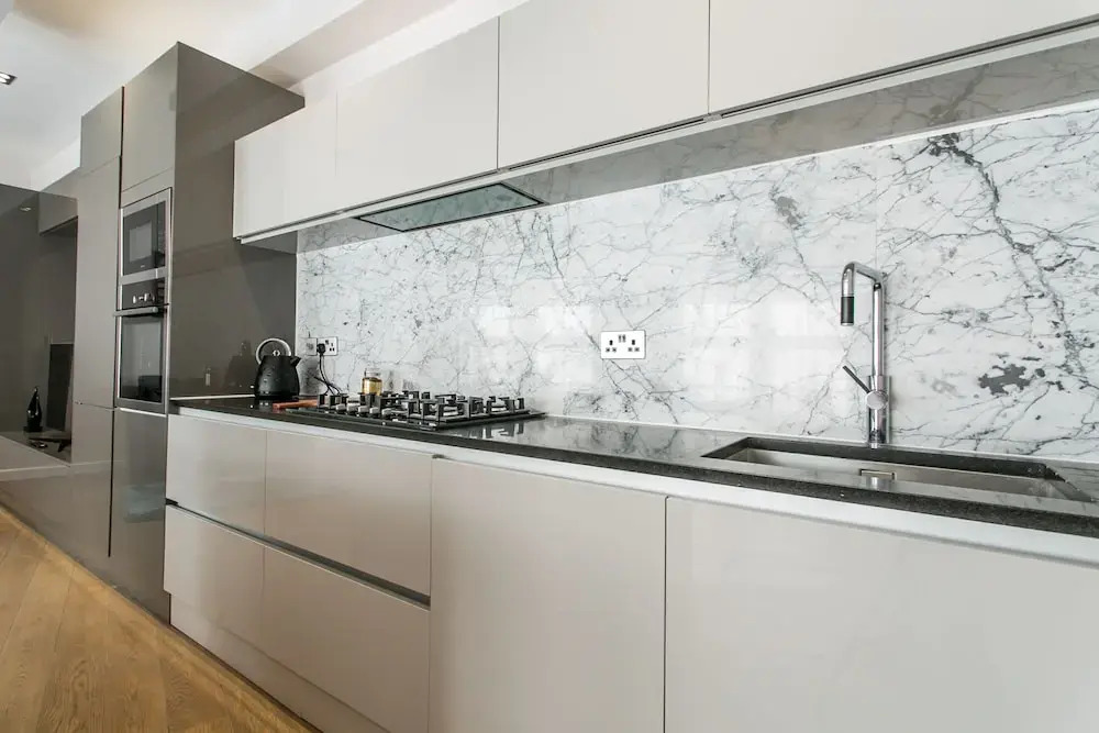 2 Bed Penthouse Style House in Camden Town