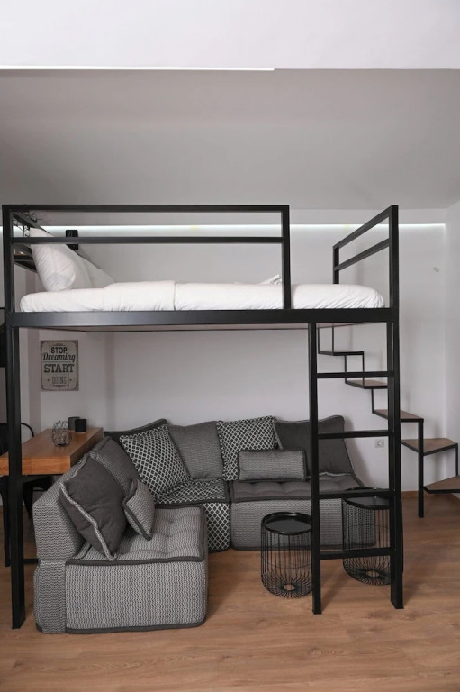 Urban Loft by Neuvel
