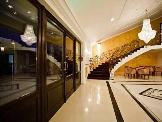 Guest Accommodation Atrium Gulin