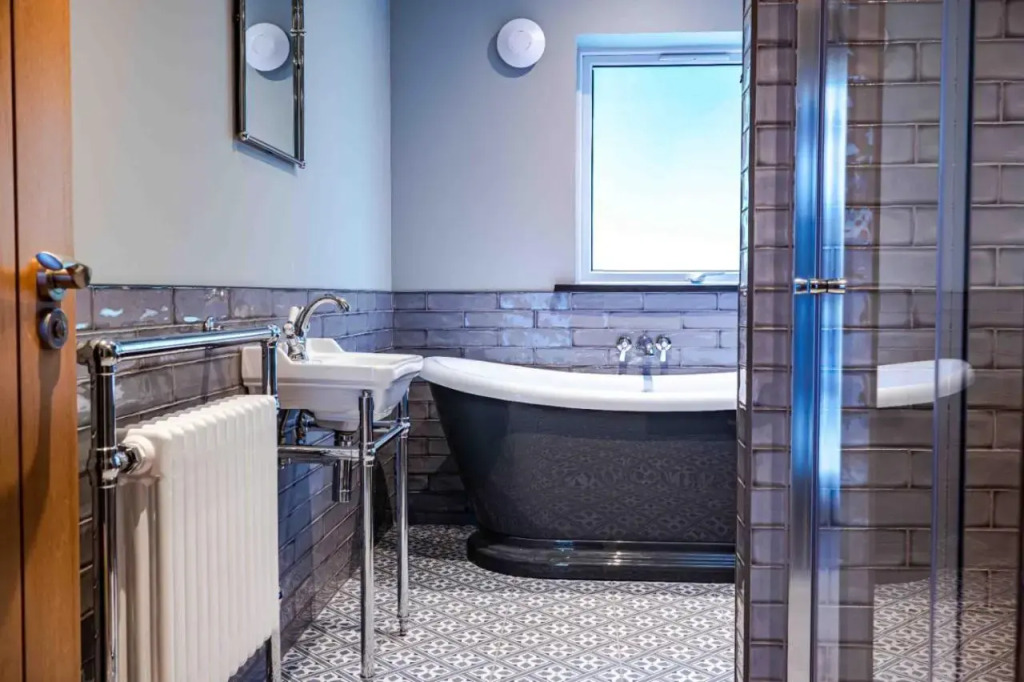 Bonnie Lodge by Broadford Hotel