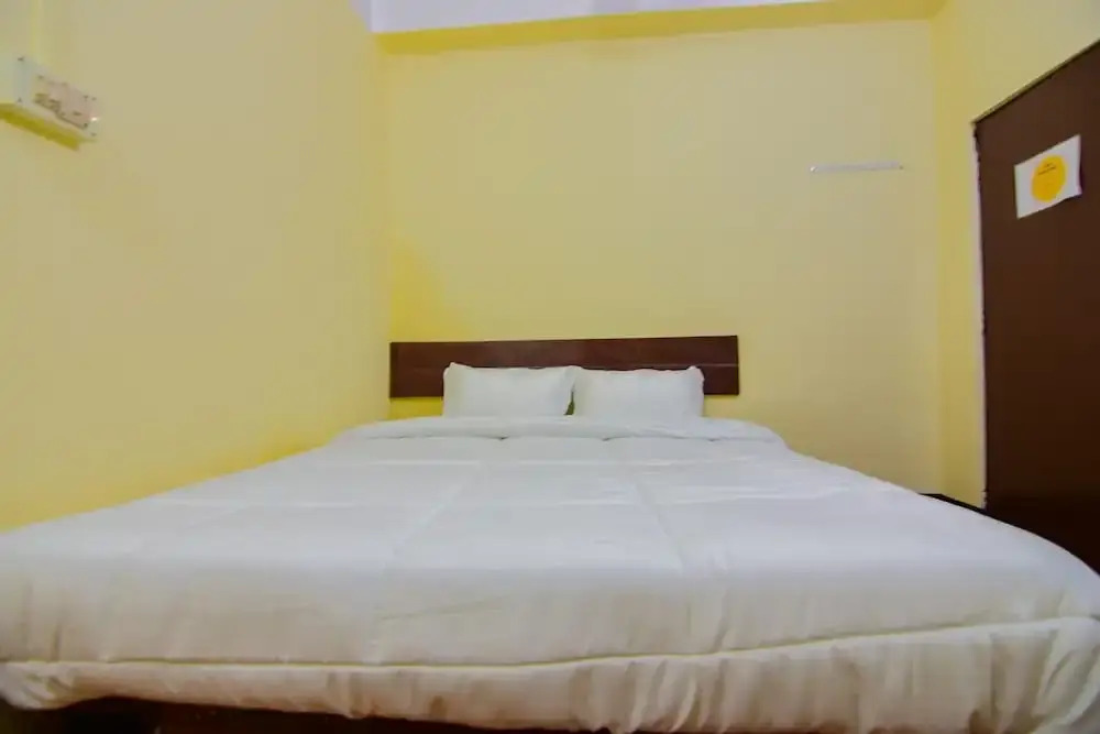 SPOT ON 30735 Dreamland Guest House