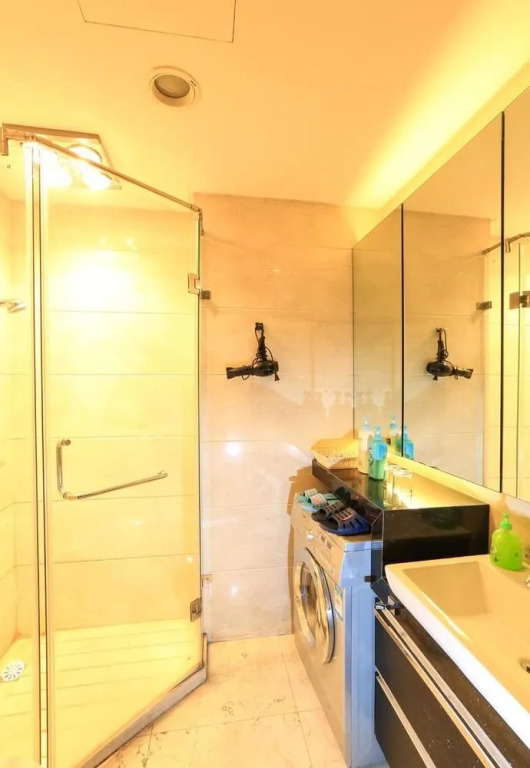 C&Q Apartment Xingguang Branch