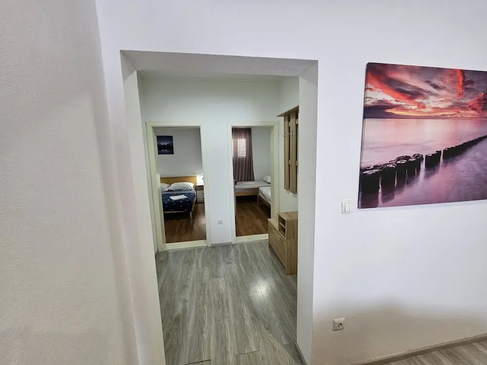 Modern Apartment Nikola in a Quiet Area