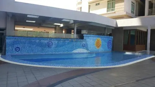 Shaftsbury Residence Cyberjaya with free parking & Netflix