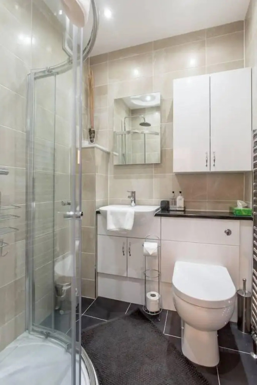 Old Town Stylish Apartment - 5 mins walk to Castle