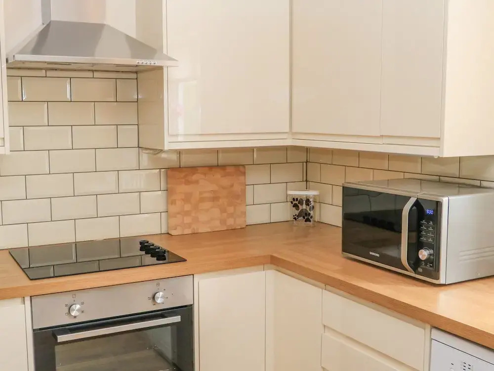 Sawtons Cottage 1