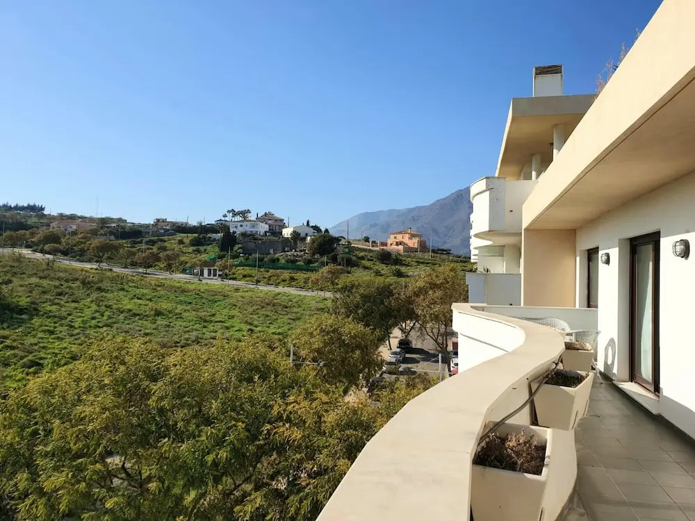 Apartment with 3 Bedrooms in Estepona, with Wonderful Mountain View, Shared Pool, Furnished Terrace - 2 Km From the Beach