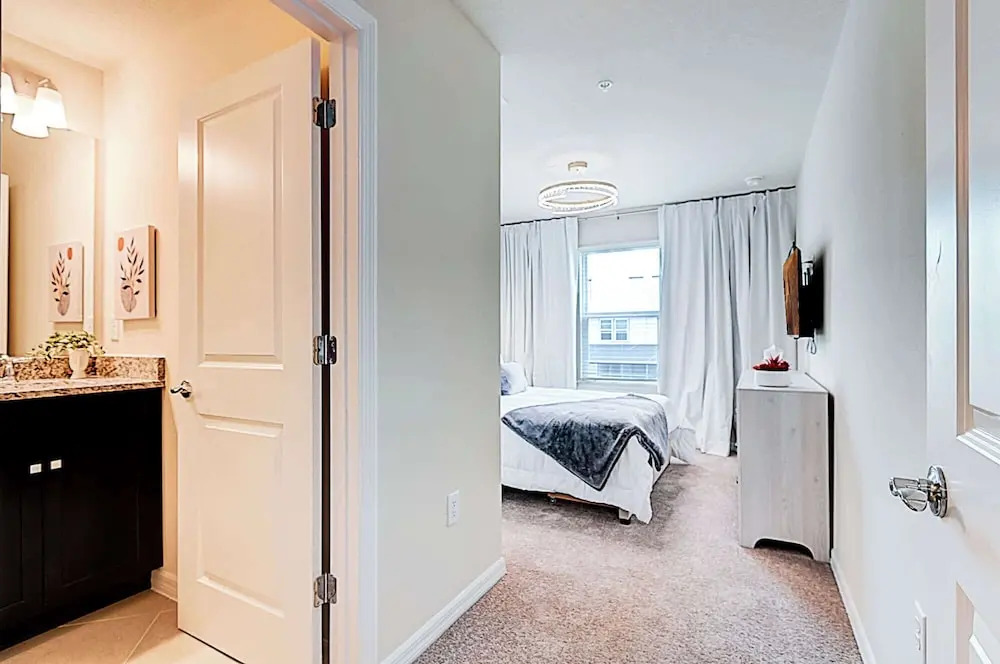 Family-friendly Townhouse w/ Private Pool & Game Room