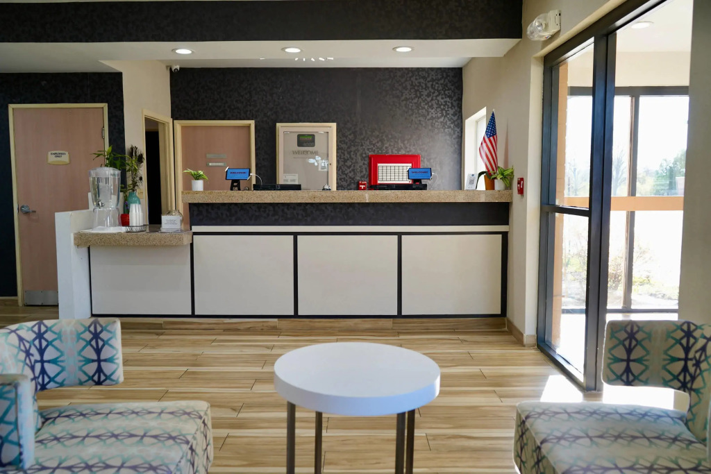 Clarion Pointe Fairborn near Wright Patterson AFB