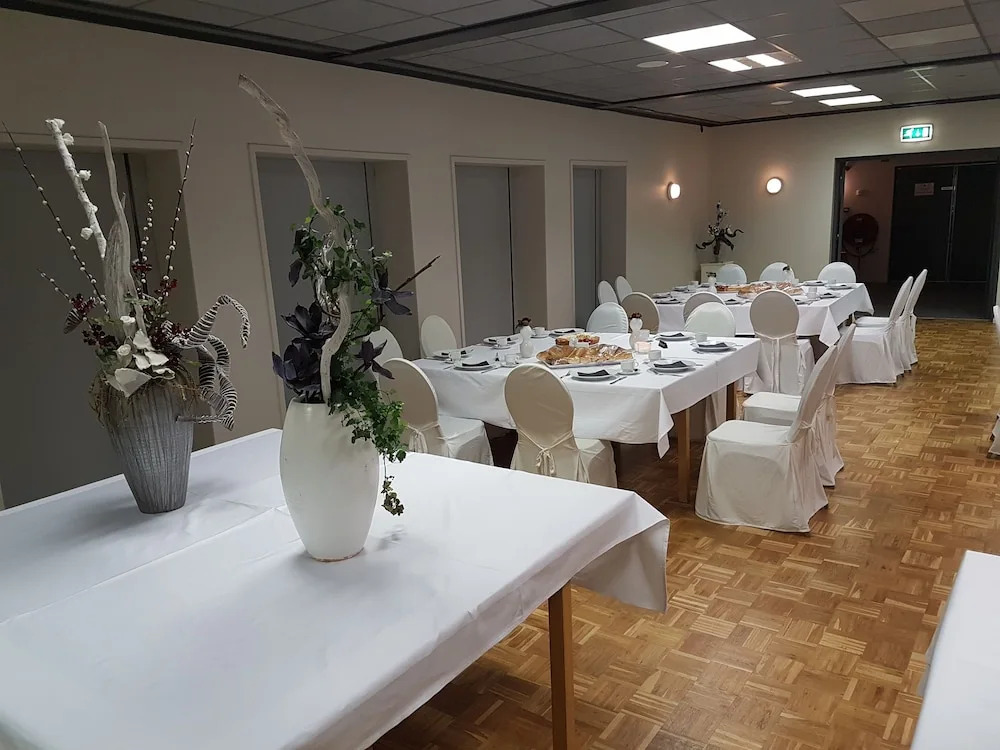 Parkstad City Hotel