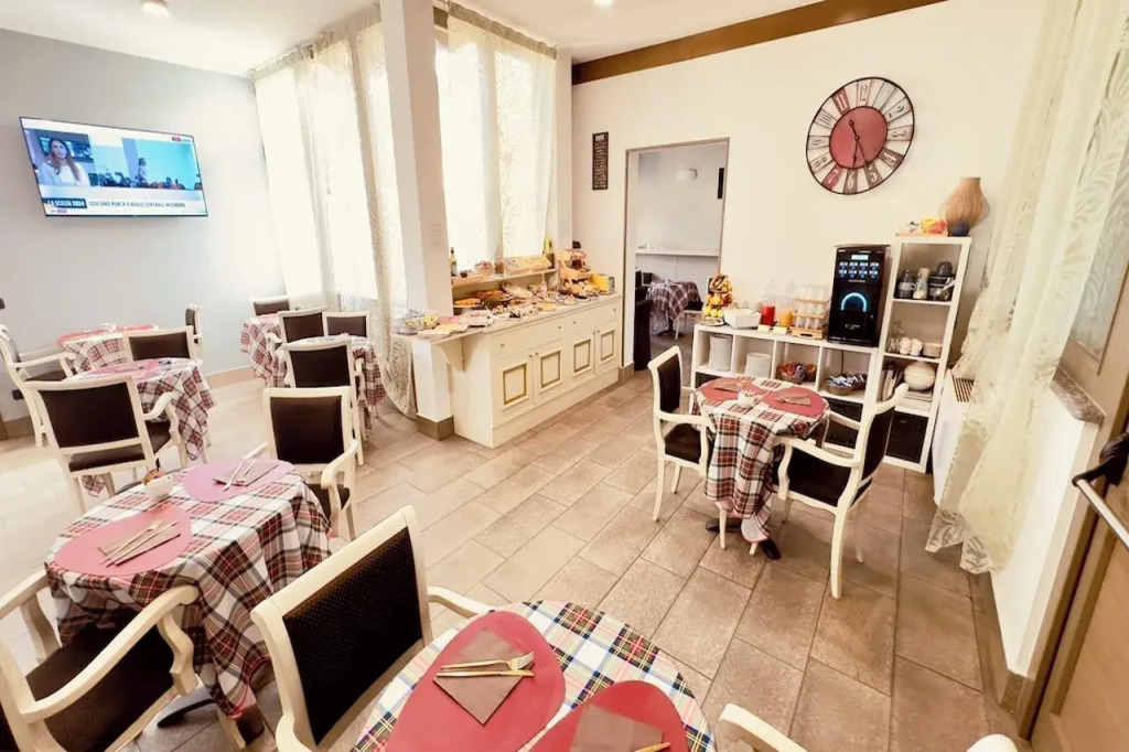 Отель Лонате-Поццоло Malpensa Inn