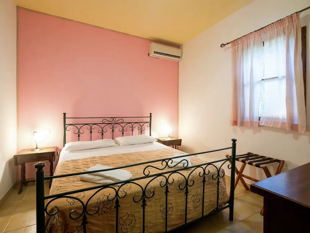Holiday Home in Ribera With Swimming Pool, Garden, Veranda