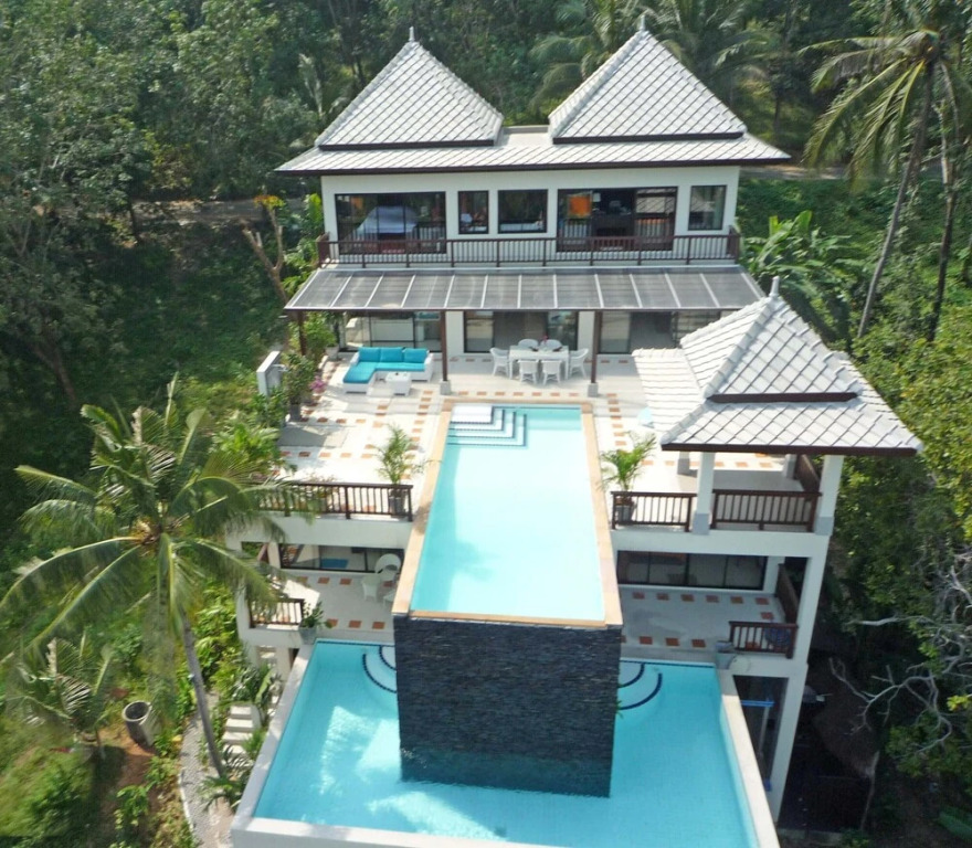 Luxurious House With sea View - 2 Swimming Pools