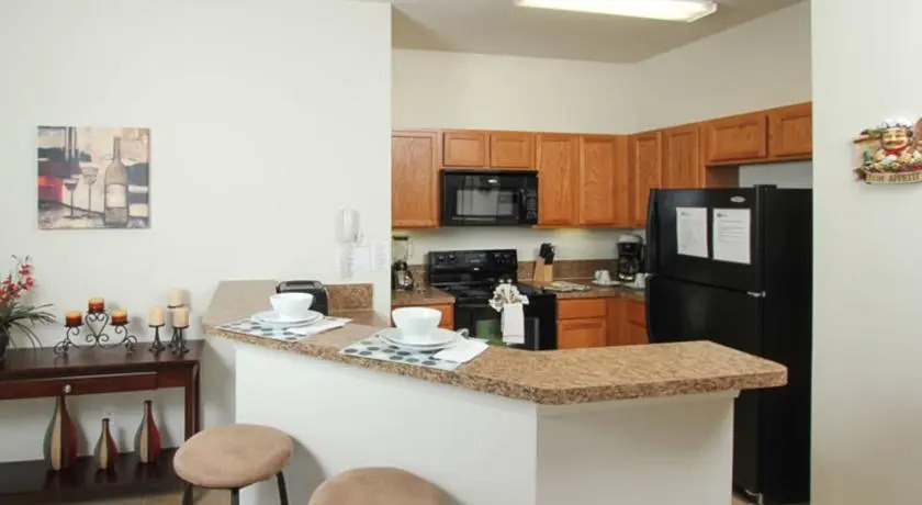 RedAwning Oakwater Drive Apartment 1