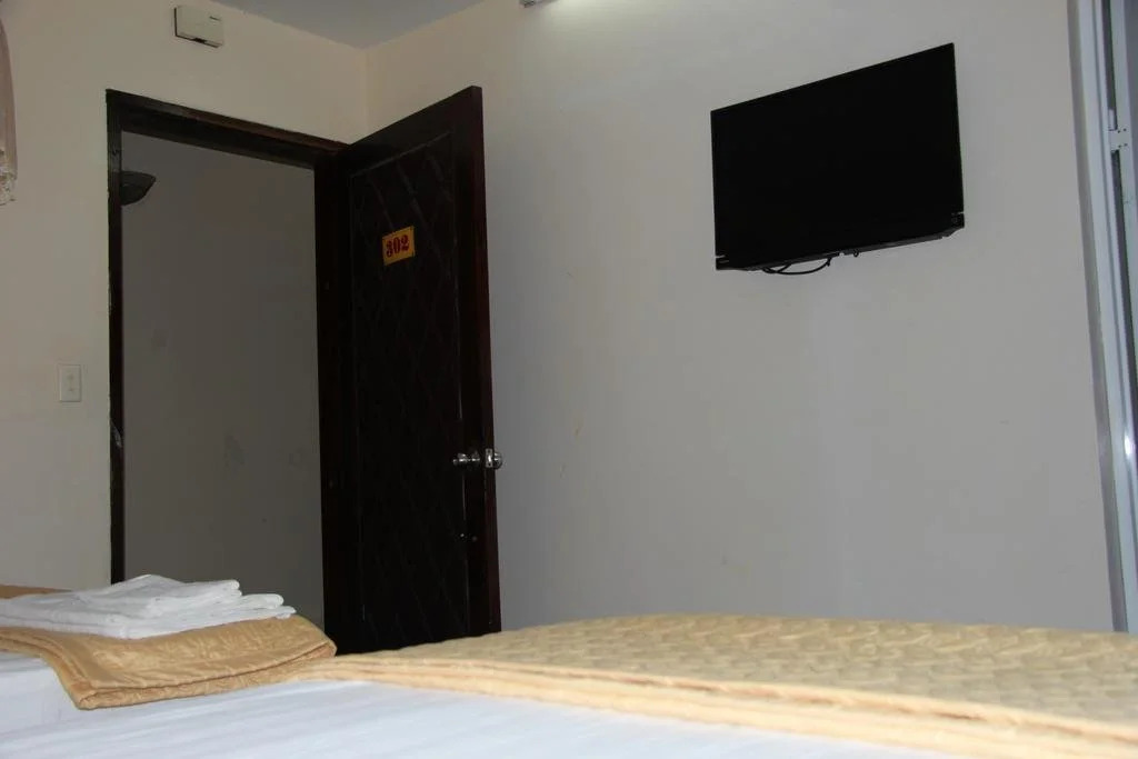 Hung Manh Hotel