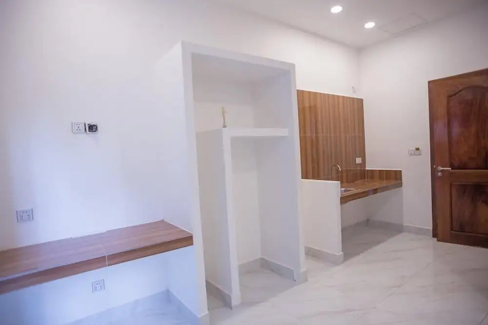 Pengthol Residence