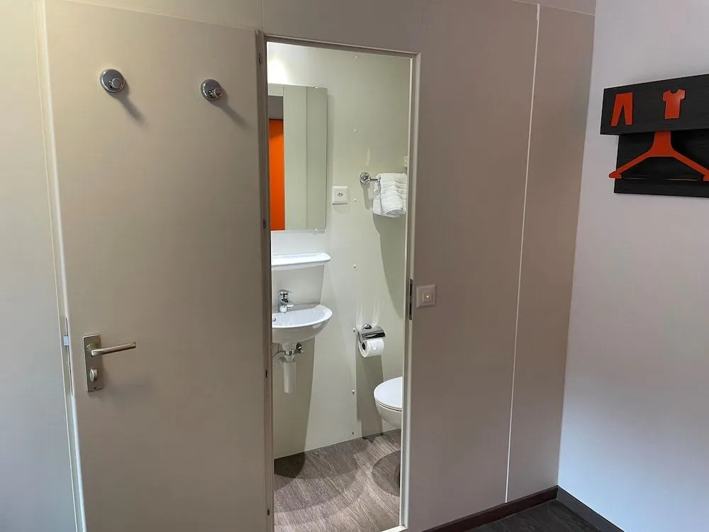 easyHotel Zürich City Limmatplatz