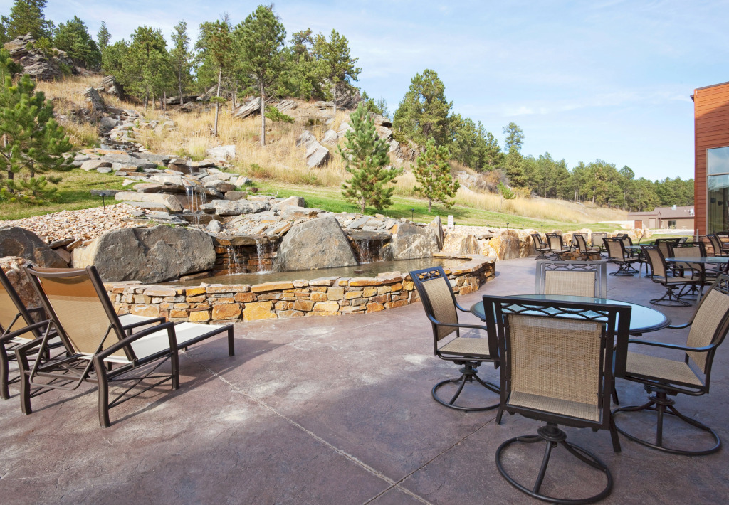 Holiday Inn Express Hotel & Suites Custer by IHG