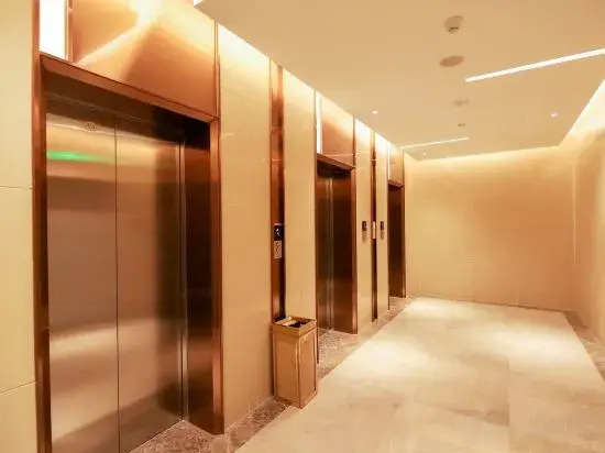 Lavande Hotel (Panzhou Donghu Park Caihongqiao)