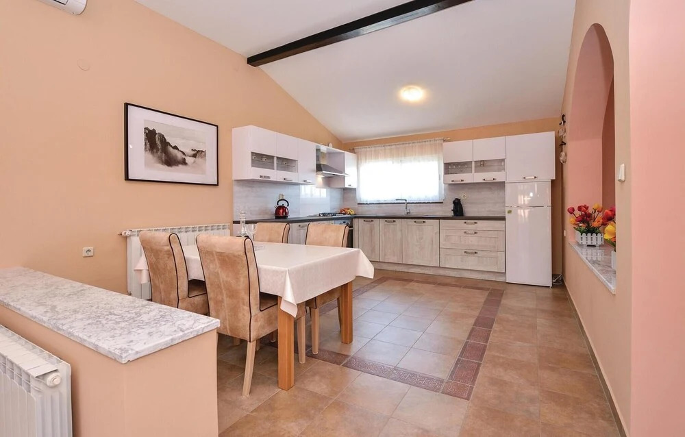 Beautiful Apartment in Zadar With 2 Bedrooms and Wifi