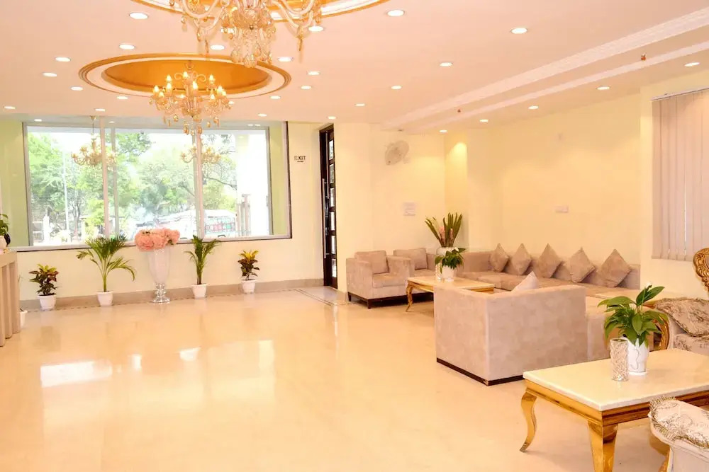 Hotel SKS Grand Palace-Vrindāvan