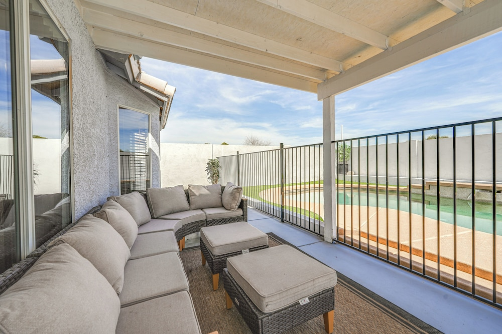 < 1 Mi to Talking Stick Amp! Family Escape w/ Pool