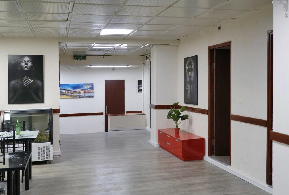 Neve Midbar Motel