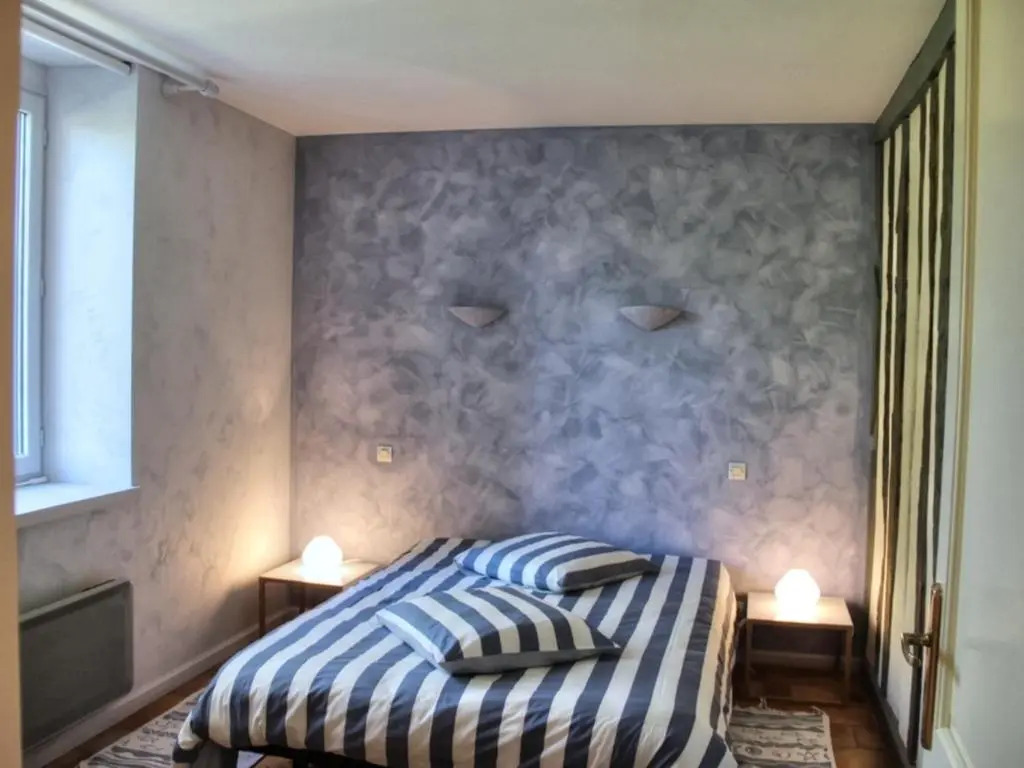 Gîte rural proche châteaux, animaux bienvenus, grand jardin - FR-1-381-68