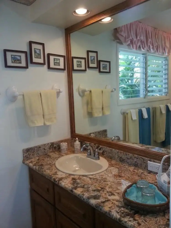 Hawaii's Hidden Hideaway Bed & Breakfast