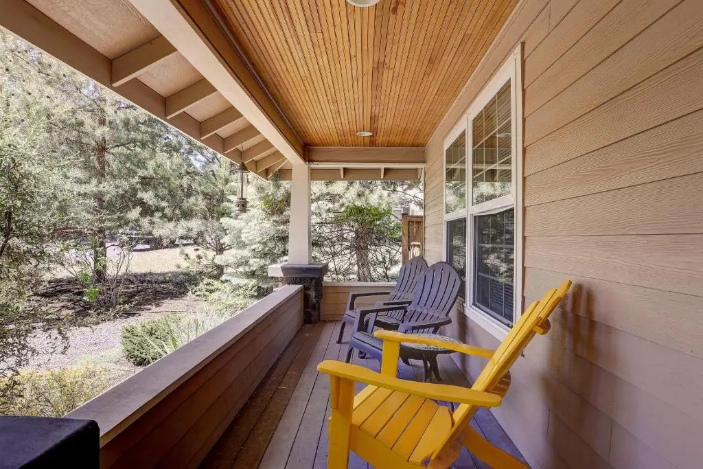 Westside Walkable-AC-3BR/2.5BA