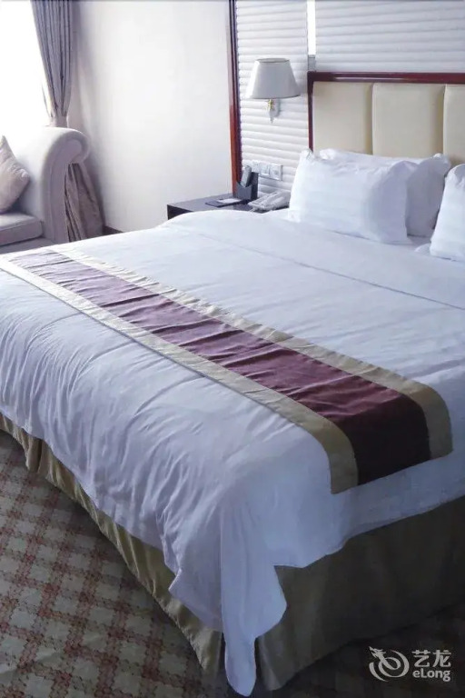 Huangting Hotel