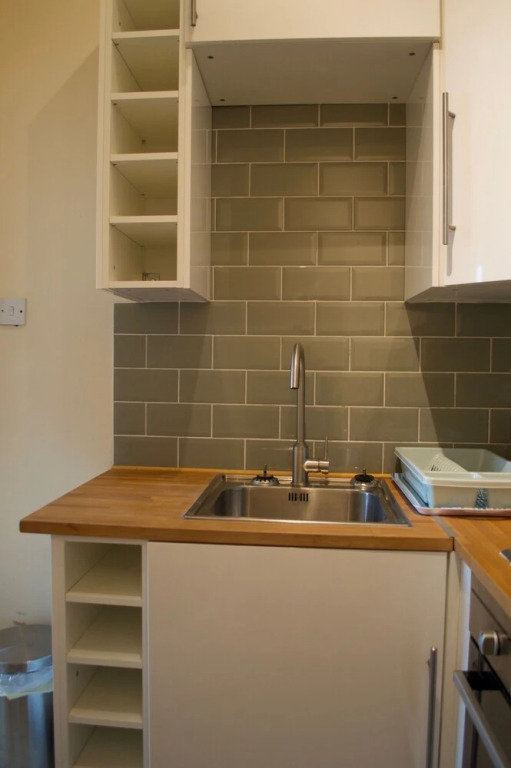 1 Bedroom Flat 15 Minutes From Edinburgh City Centre