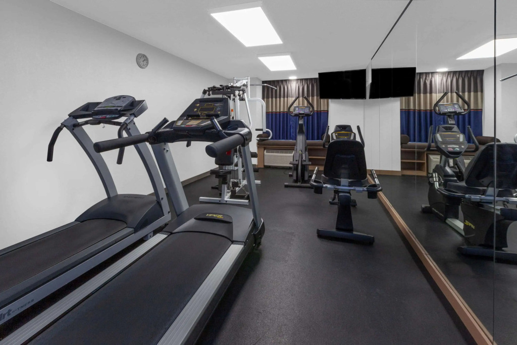 Microtel Inn & Suites by Wyndham Baltimore BWI Airport