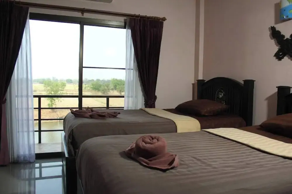 Sukhothaigrand hotel and landmark