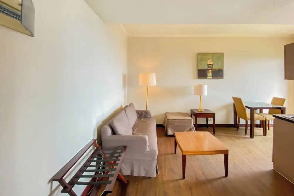Modern And Spacious Studio Marina Ancol Apartment