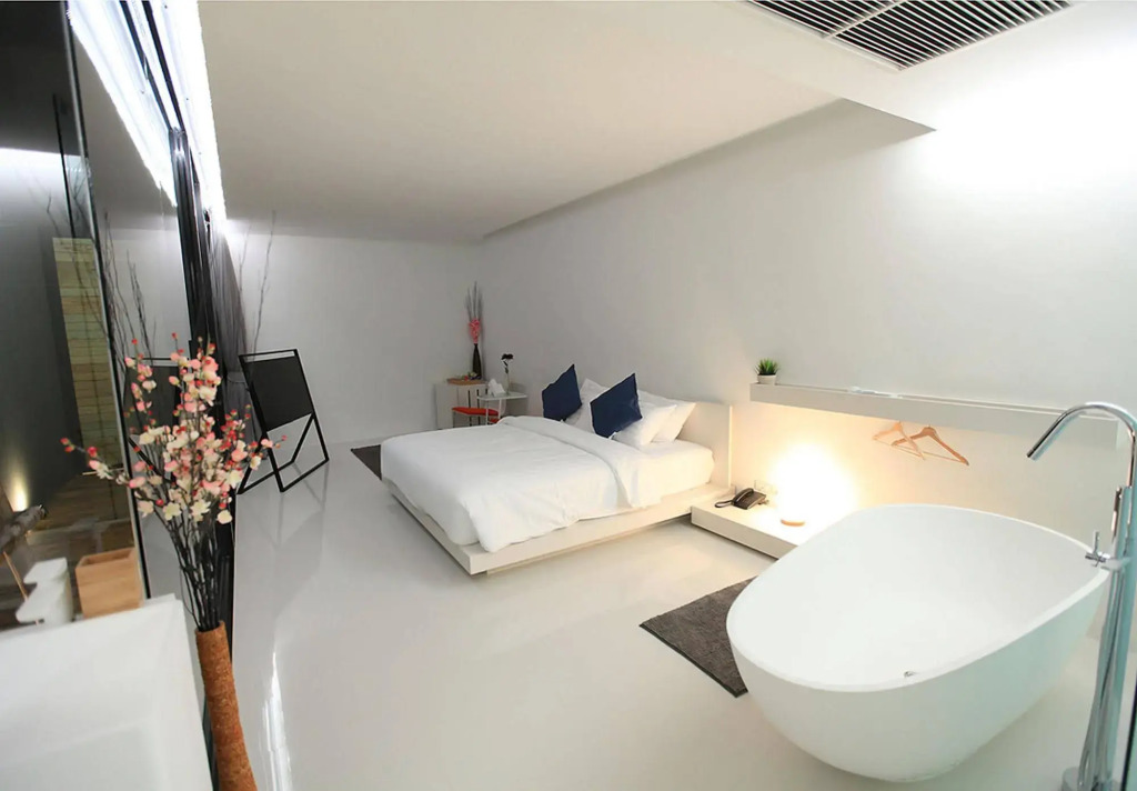 Q Residences