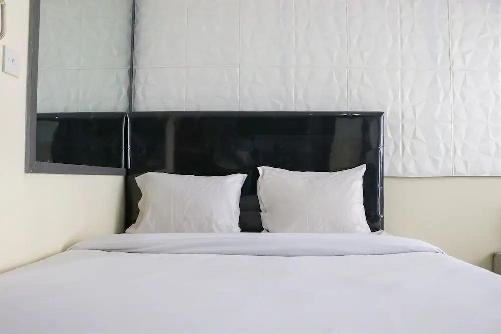 Compact and Elegant Studio Maple Park Sunter Apartment By Travelio