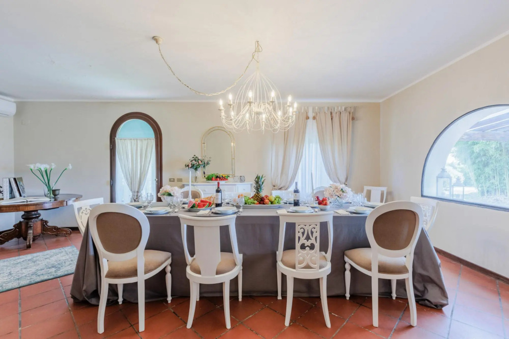 Cà Uvenere, Modern Farmhouse with Pool